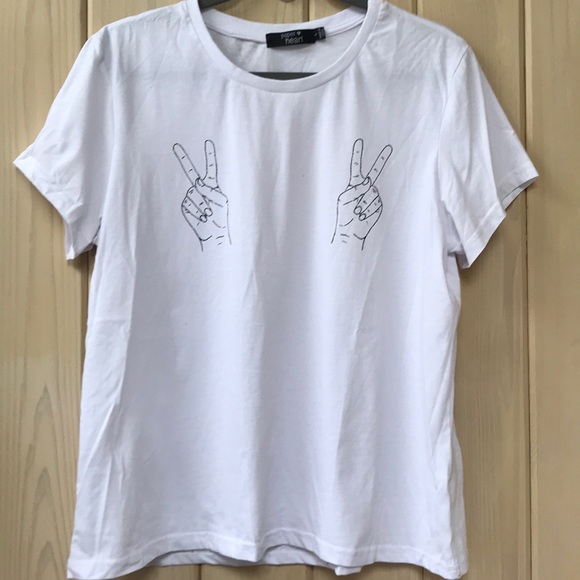 Tee - Picture 1 of 4